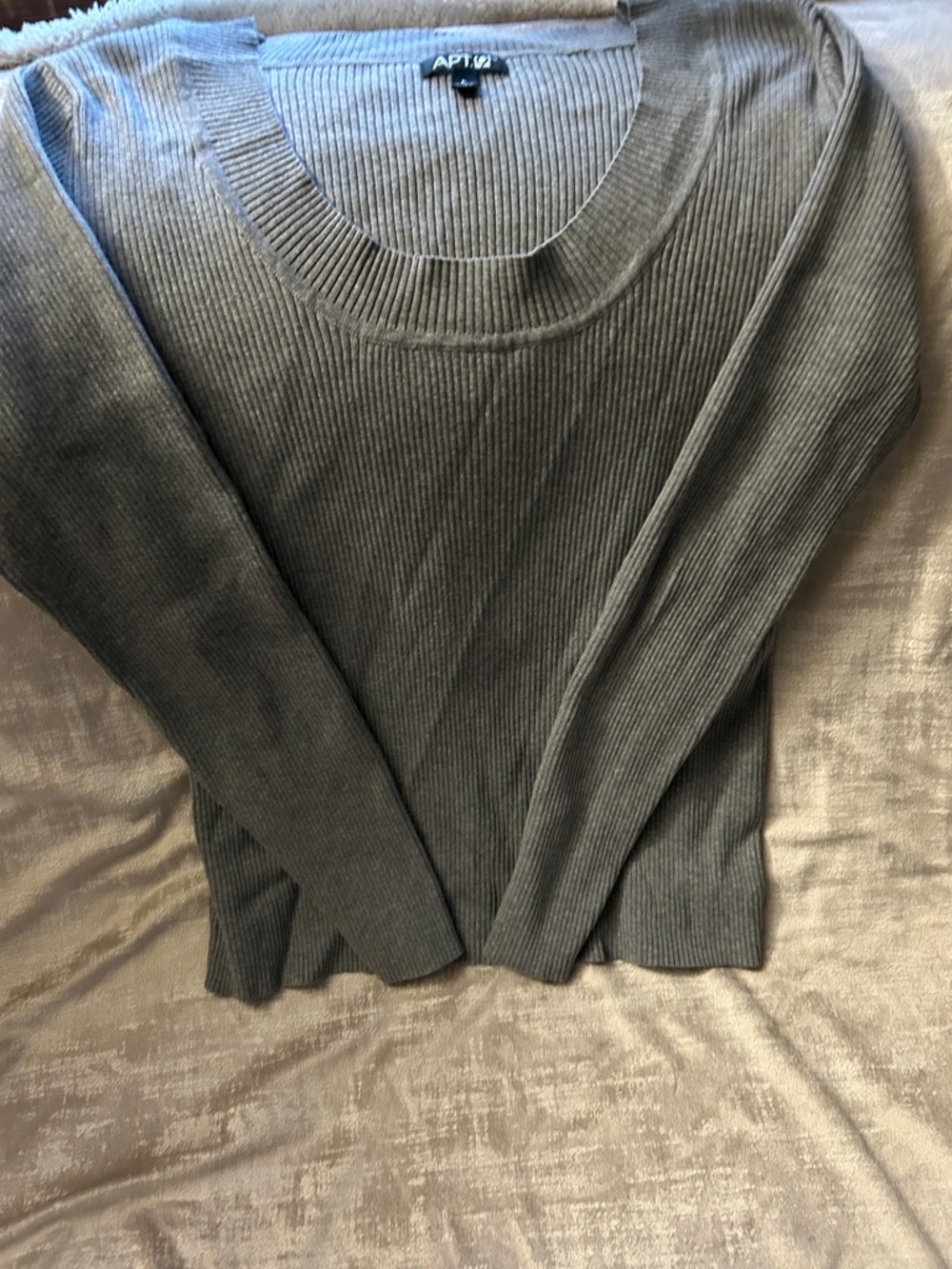 Apt. 9 Women's Gray Ribbed Scoop-Neck Sweater